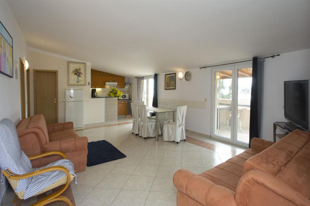 Apartments Gudelj Trogir Buitenkant foto