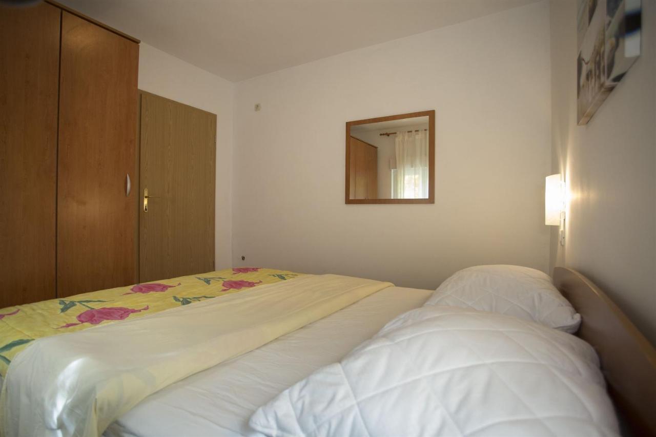 Apartments Gudelj Trogir Buitenkant foto