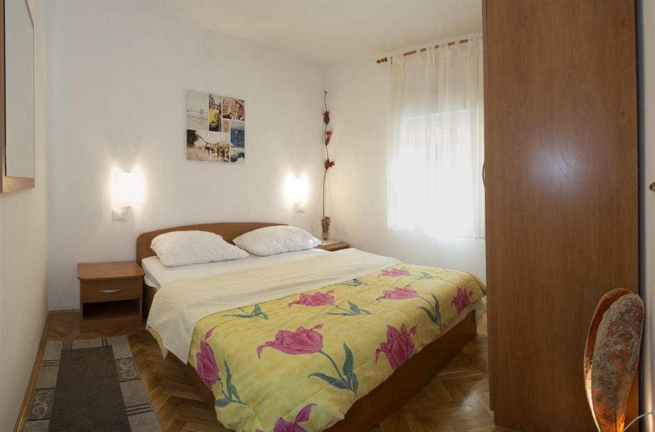 Apartments Gudelj Trogir Buitenkant foto