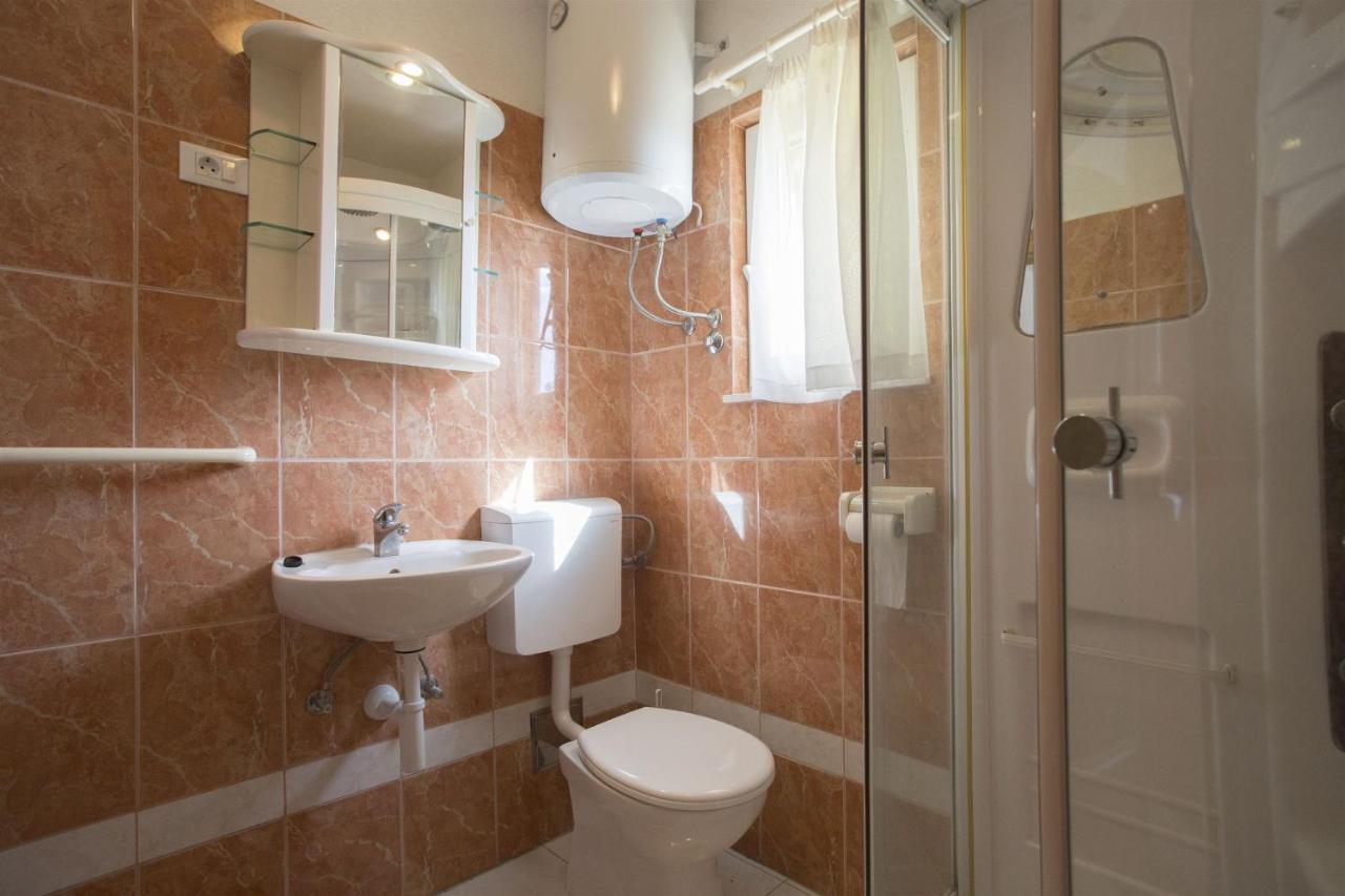 Apartments Gudelj Trogir Buitenkant foto