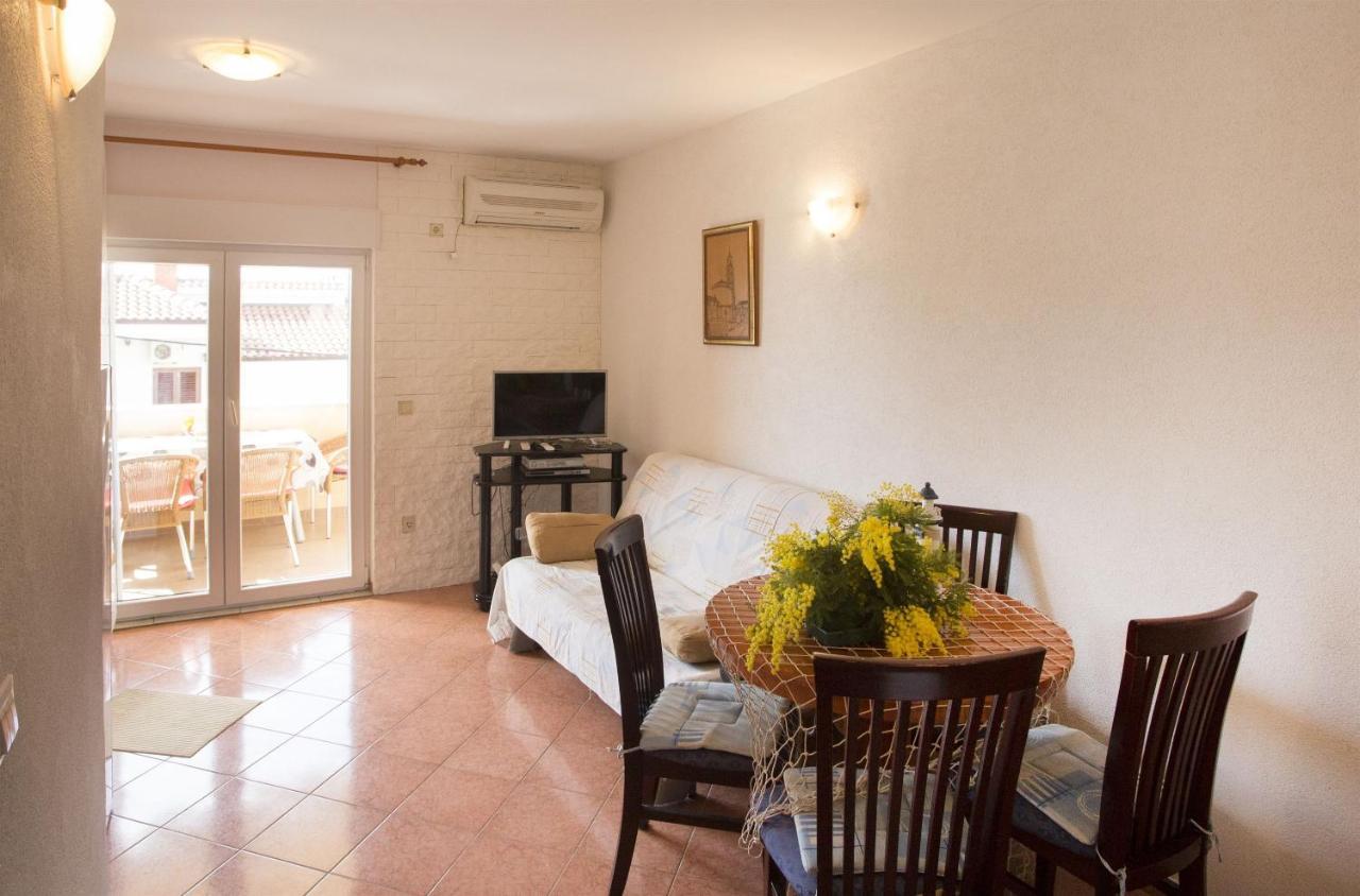 Apartments Gudelj Trogir Buitenkant foto