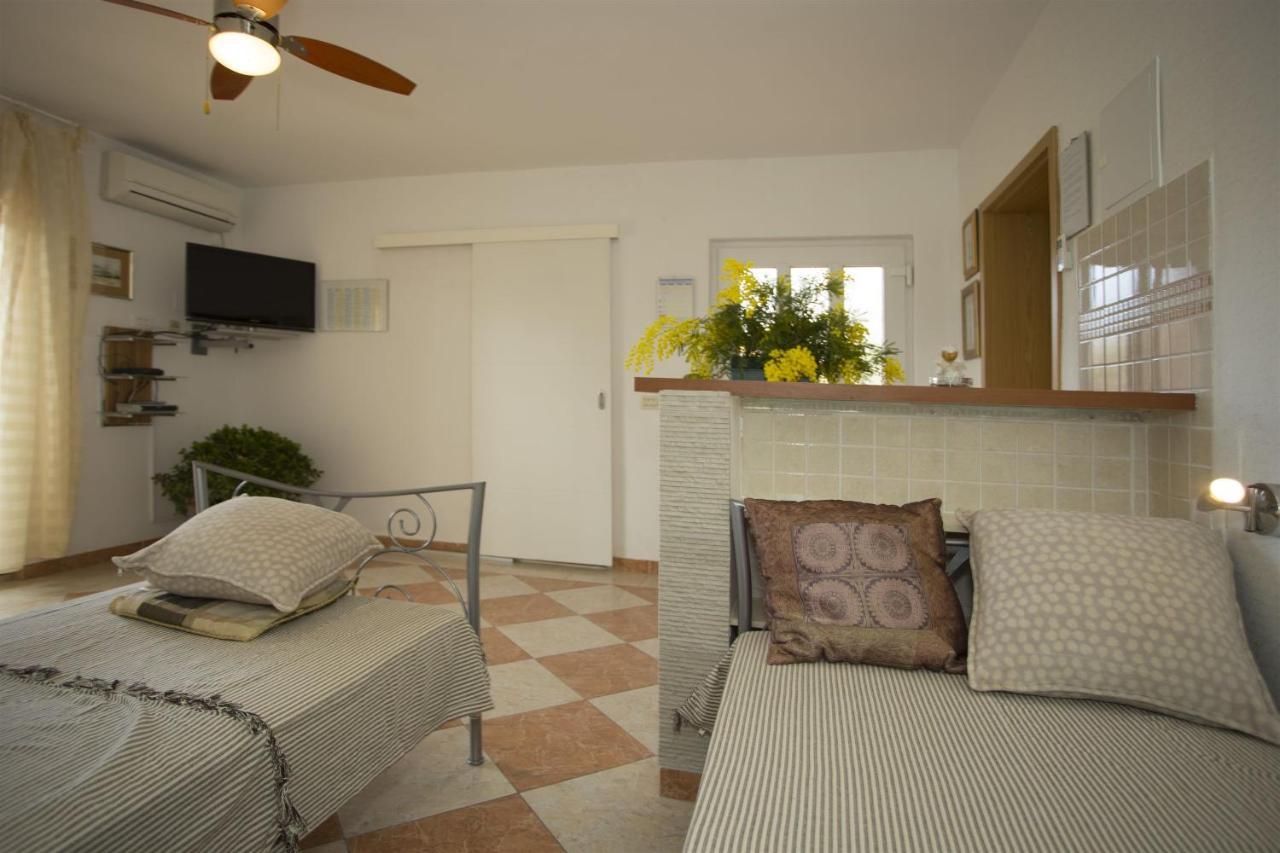 Apartments Gudelj Trogir Buitenkant foto