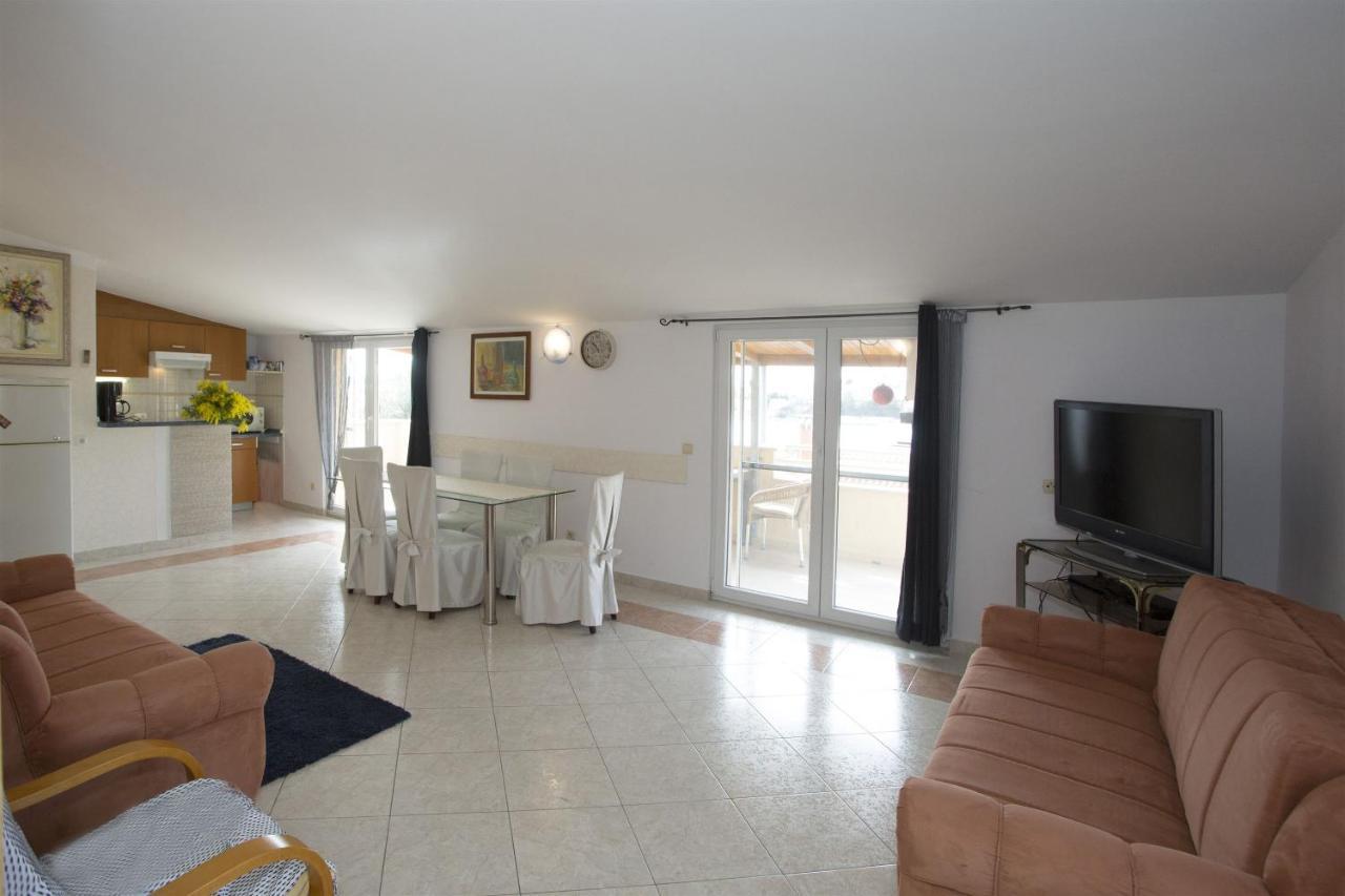 Apartments Gudelj Trogir Buitenkant foto